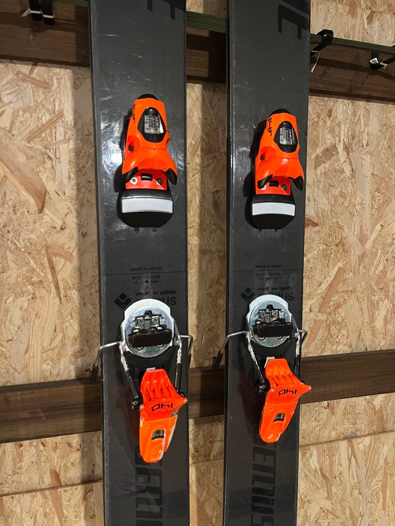 ベクターグライド　VECTOR GLIDE スキー板　genius 185