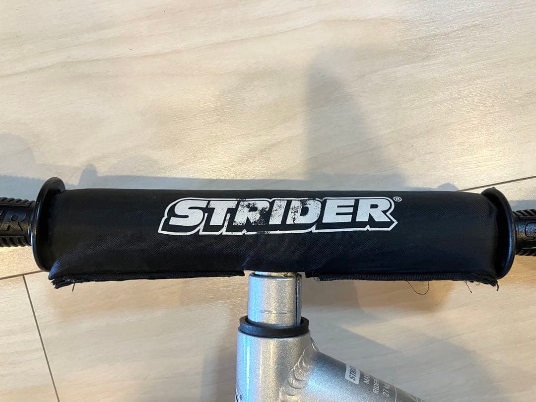 【極美品】STRIDER ストライダー PRO プロ 12インチ シルバーグレー