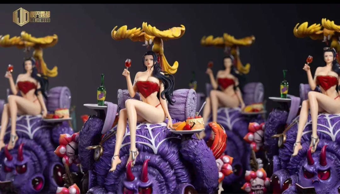 ワンピース　ロビン　ガレージキット　フィギュア　完成品