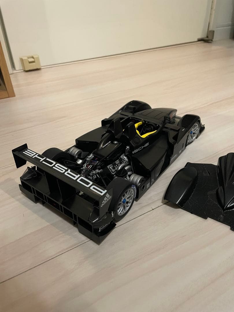 Porsche RS Spyder 1/18 ブラックカーボン