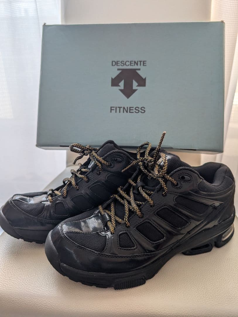 デサント フィットネスシューズ D-F-ZERO 27cm BLACK/GOLD