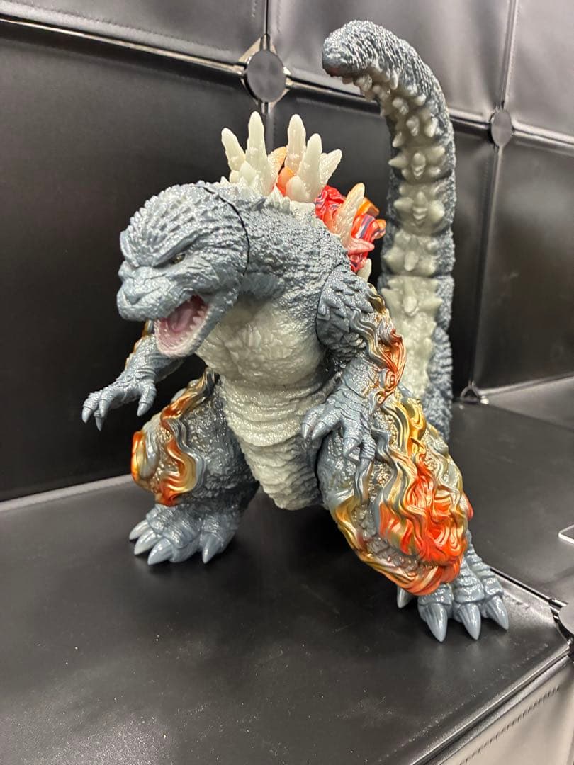 ゴジラ（2023）金雲 蓄光WF2026 frogtree プレックス