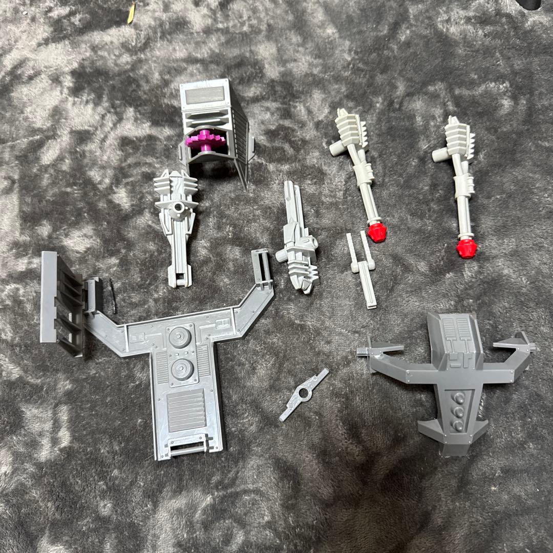 武装恐竜ダイノス　ティラノサウルス　トリケラトプス　パーツ　ジャンク