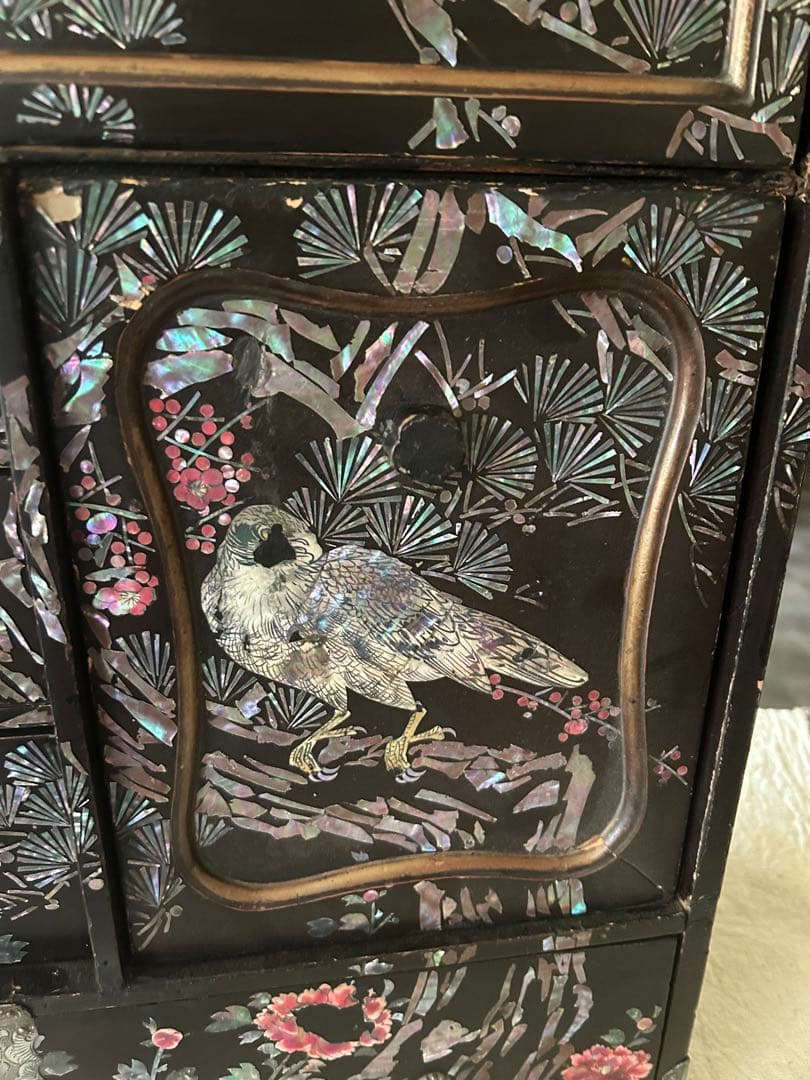 ② 螺鈿細工　小箪笥　アンティーク　難あり