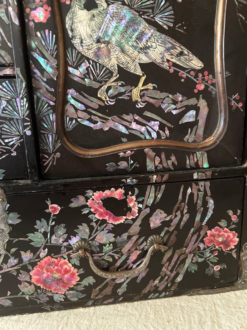 ② 螺鈿細工　小箪笥　アンティーク　難あり
