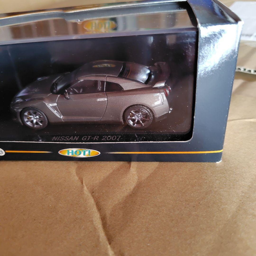 日産 GTR 1/43スケール