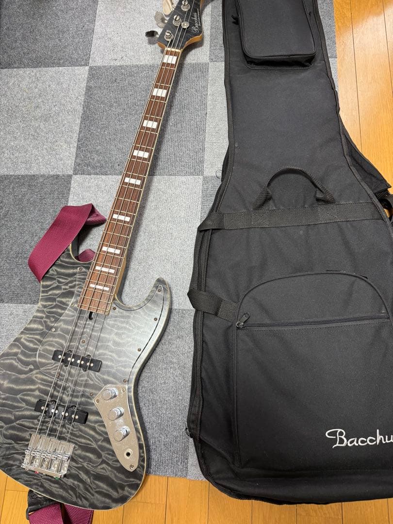 即使用可能‼️Bacchus 4弦 ジャズベース ケース・シールド諸々付き