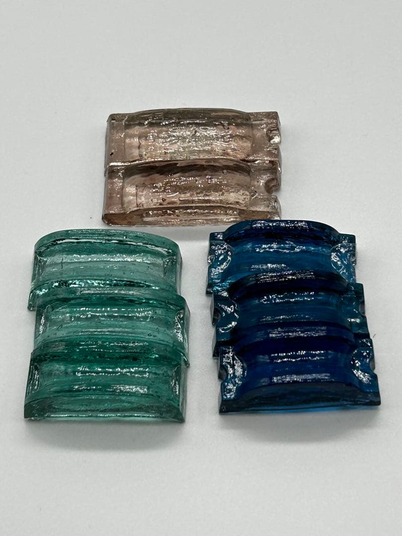 ガラスの戸車　レトロ瓶　ガラス　ペロペロ