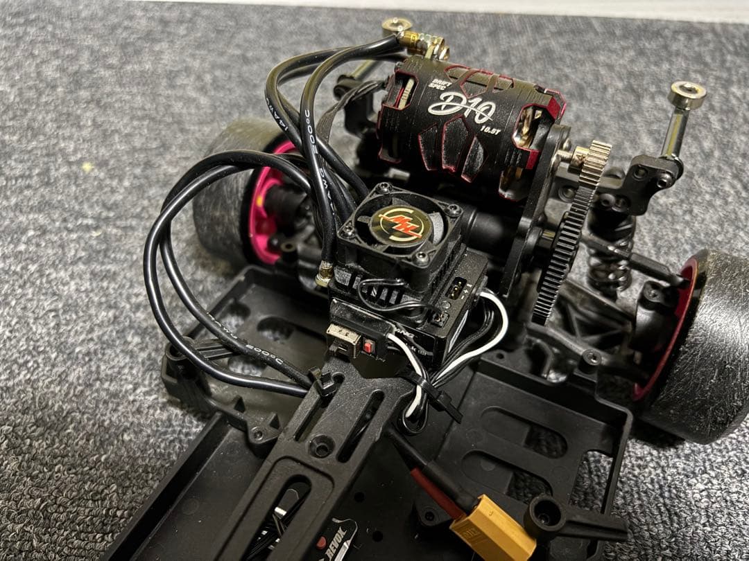 ヨコモRD2.0 ルーキードリフト組み立済み。