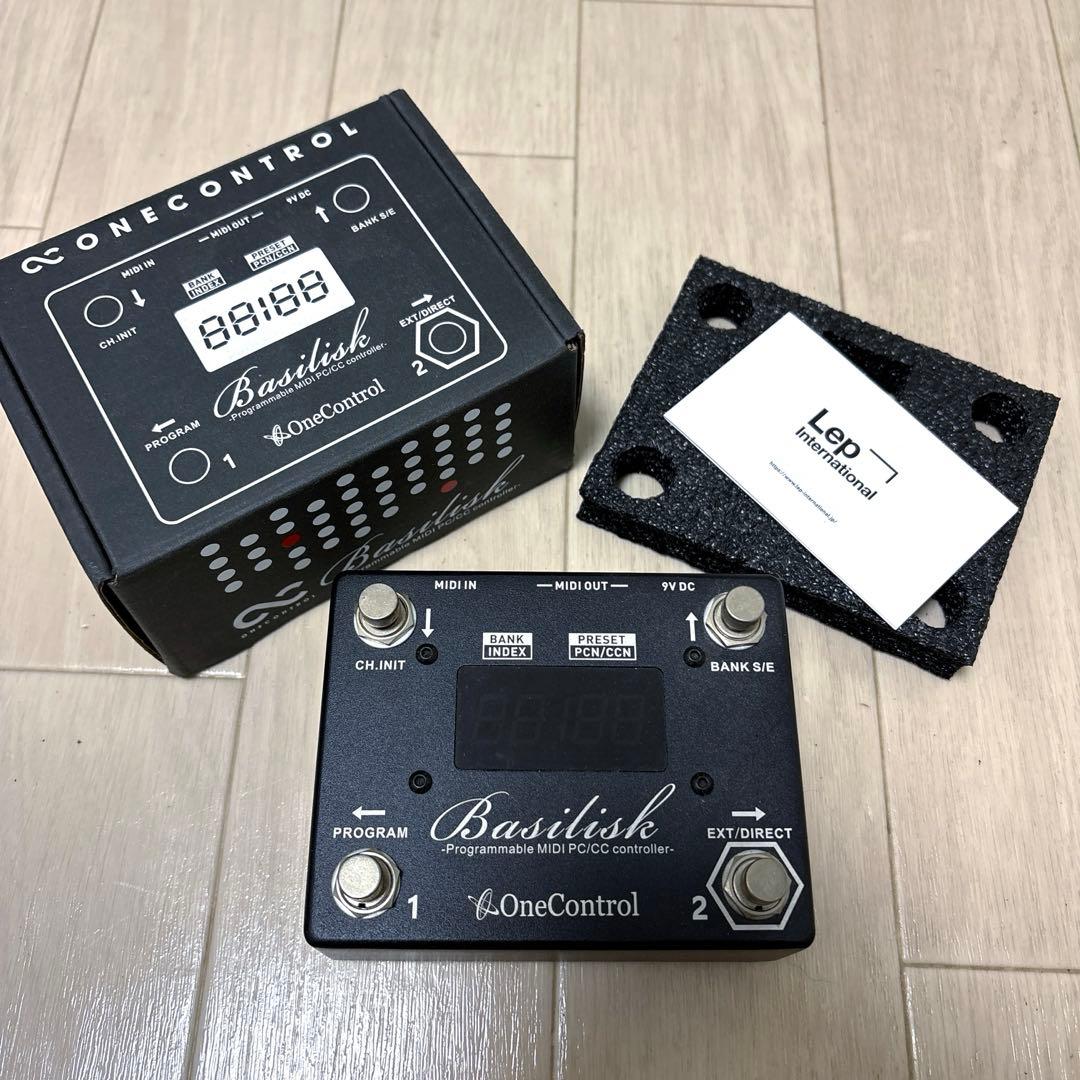 One Control Basilisk MIDIコントローラー