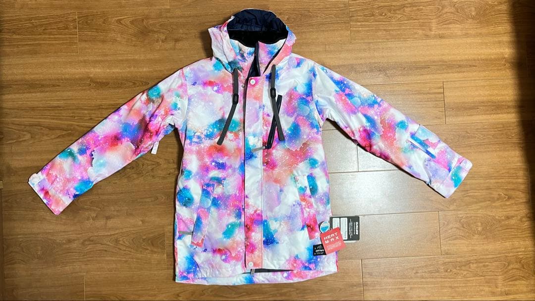 【新品未使用】スノーボードウェア ジャケット&パンツセット　レディース