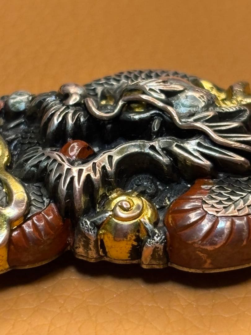 時代物　金工 彫金　 龍の帯留め　アンティーク　着物　紐付き　工芸