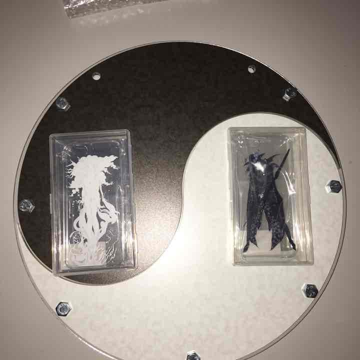 hyde x 天野喜孝展 展示用作品
