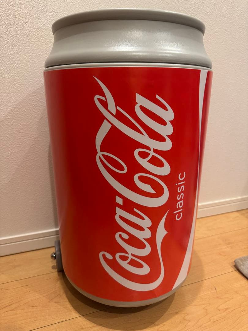 美品 Coca-Cola 缶型クーラー 大容量 キャスター付き　コカコーラ