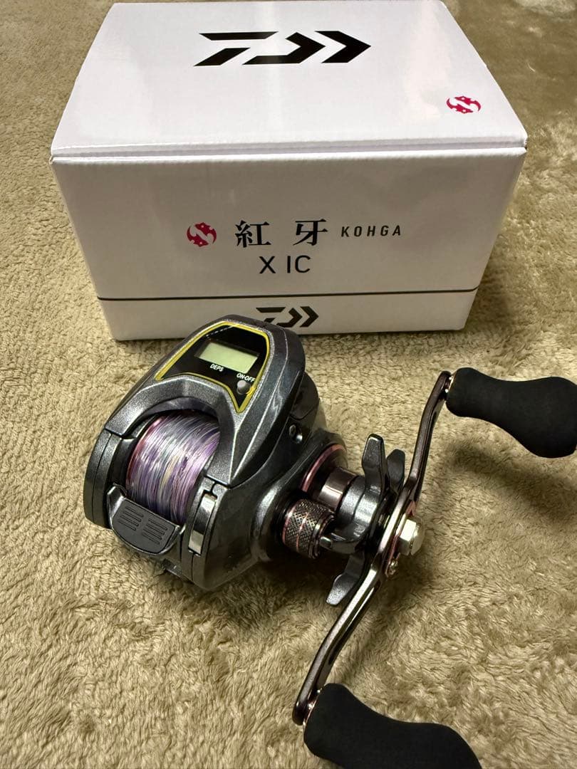 ⭐️ズラタン⭐️新品未使用❗️ 新品PE0.8号巻き 紅牙 X IC 右巻き