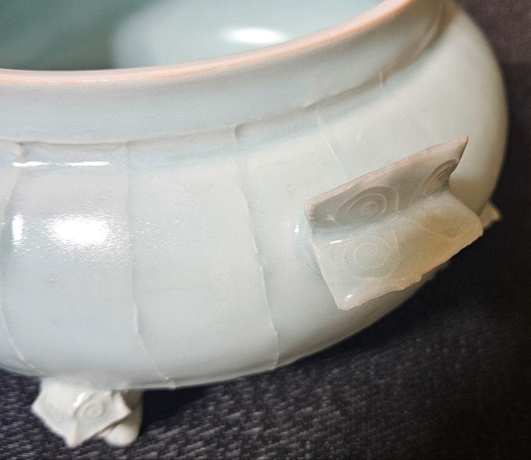 京焼　清水焼　名工 吉川充 造　青白磁　有蓋獣足鉢　香器香炉　お櫃　高島屋出品作