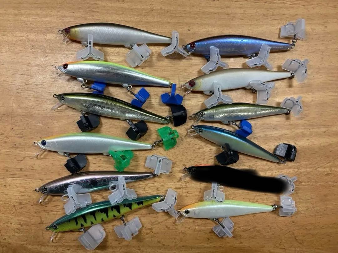 レヴォニック　シンディ