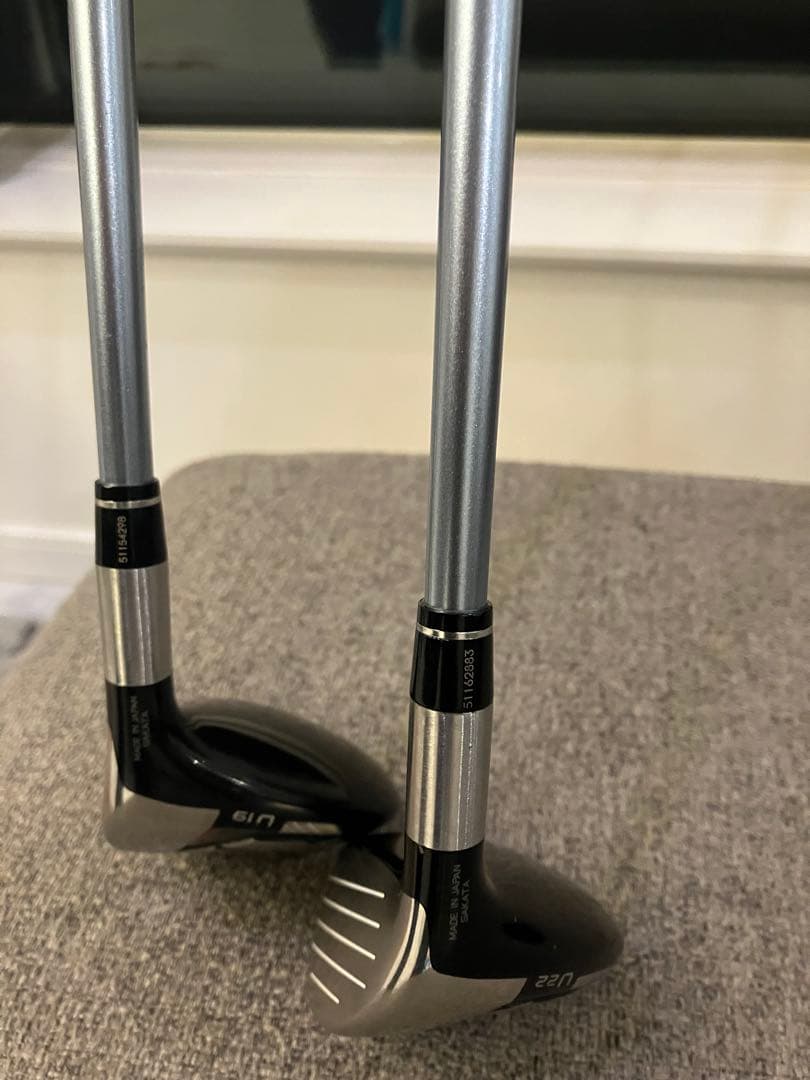 HONMA TOUR WORLD737ユーティリティ２本セット