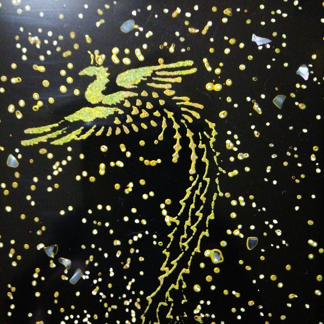 若狭塗　螺鈿細工　木製の大きな角盆　鶴　鳳凰　貝　漆器