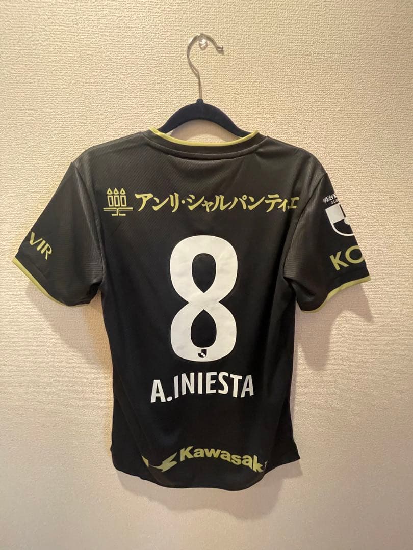 期間限定値下げ中！！ヴィッセル神戸　ユニフォーム　アンドレスイニエスタ選手