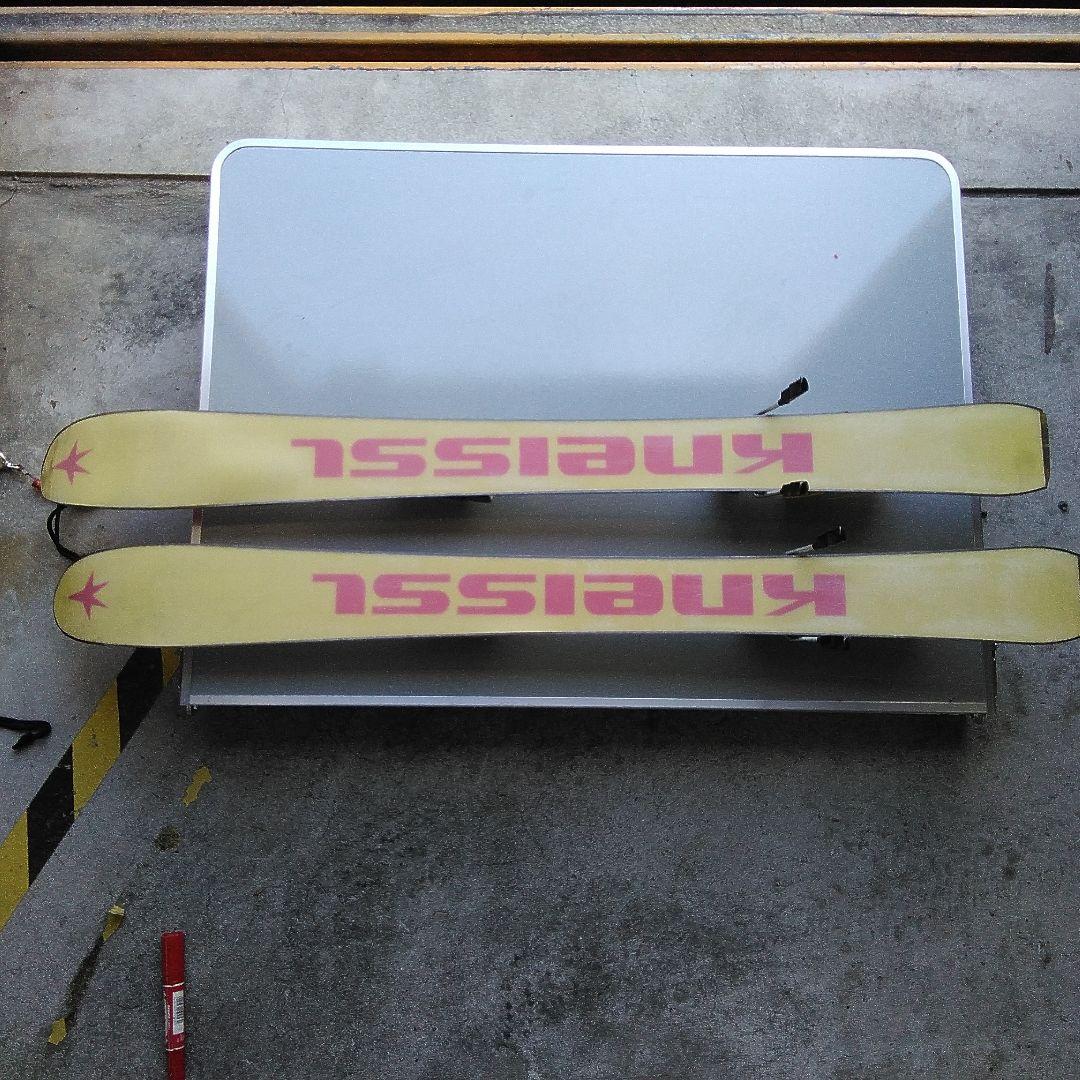 クナイスル カーボ kneissl curvo