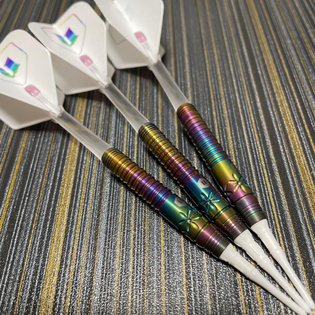 定価17000円 ソフトダーツ ペスカ UL レインボー 林 桃加 プロ