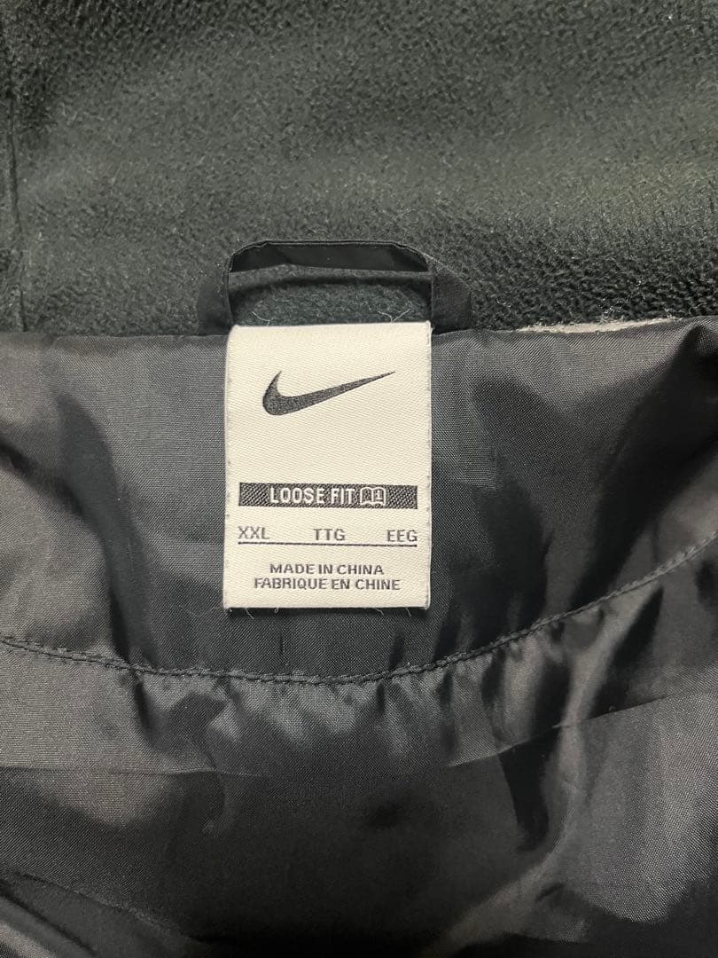 最終価格です 美品 ナイキ ベンチコート CW6767-010 ブラック XXL