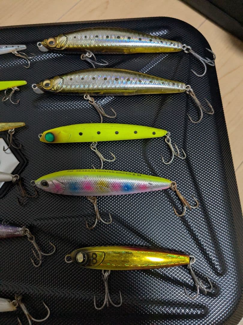 シーバスルアー 17個セット クリアケース付き