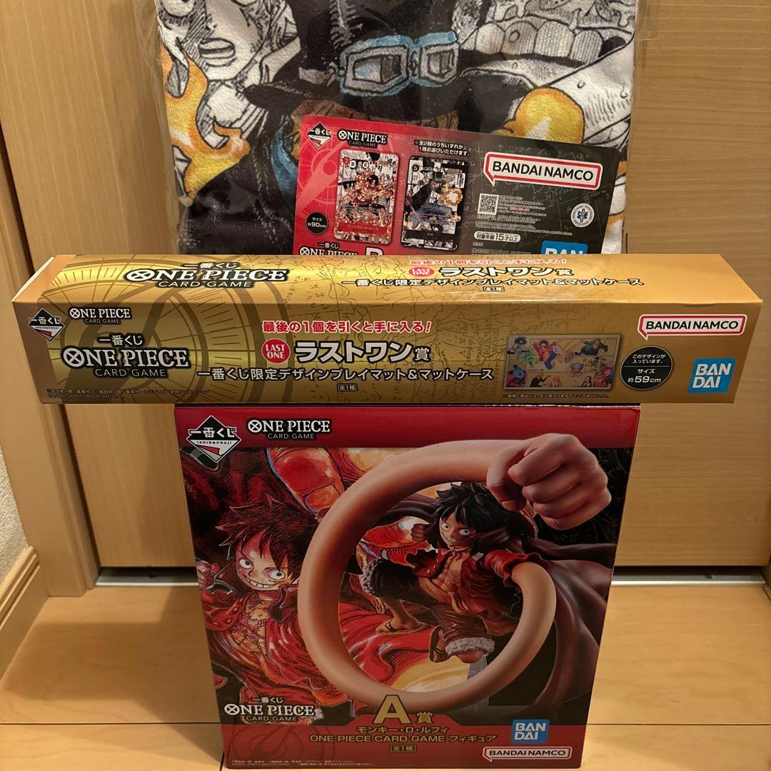 一番くじ　ワンピース ラストワン賞 プレイマット＆マットケース A賞 Ｂ賞