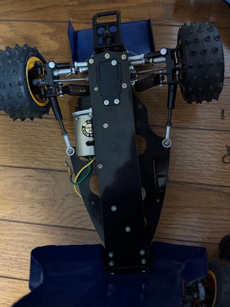 ★*★様 タミヤ アバンテ　RCカー　動作未検証　破損ジャンク品