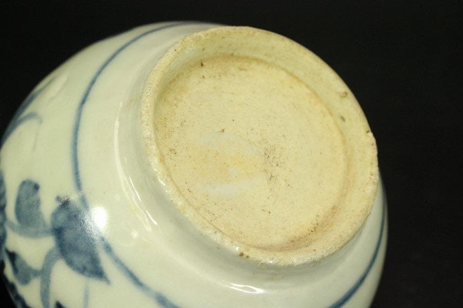 中国美術 青花 草花紋 壷 φ11.5cm(ZE335)