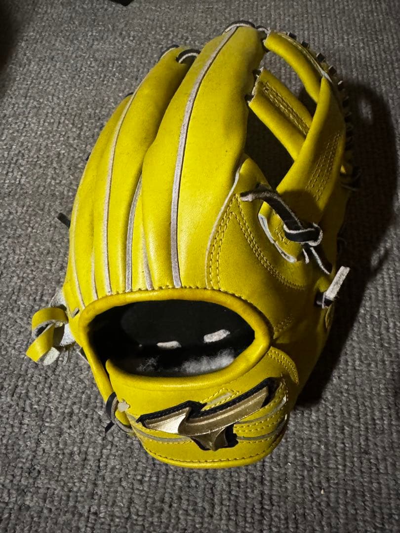 Global Elite 硬式グローブ イエロー