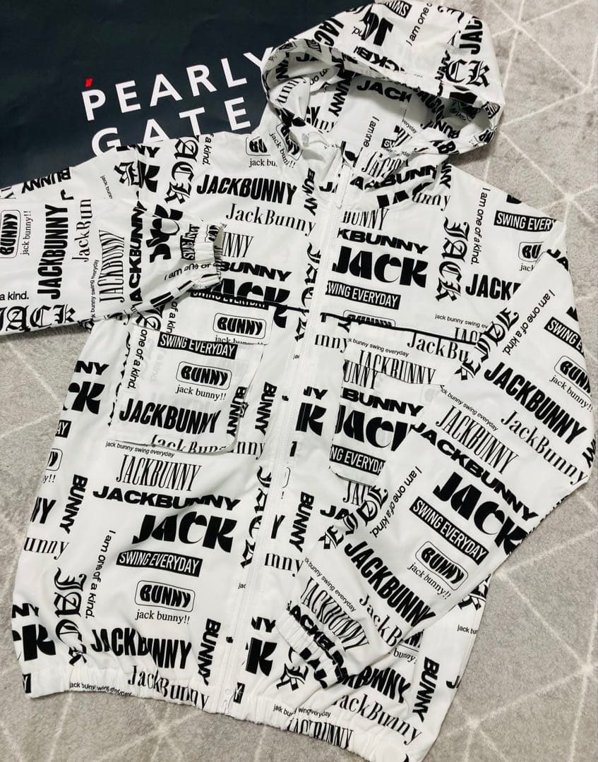 新品 パーリーゲイツ ジャックバニー ストレッチマルチロゴブルゾン(6)LL/白