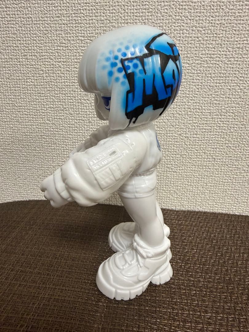 emDASH MOVE Graffiti フィギュア