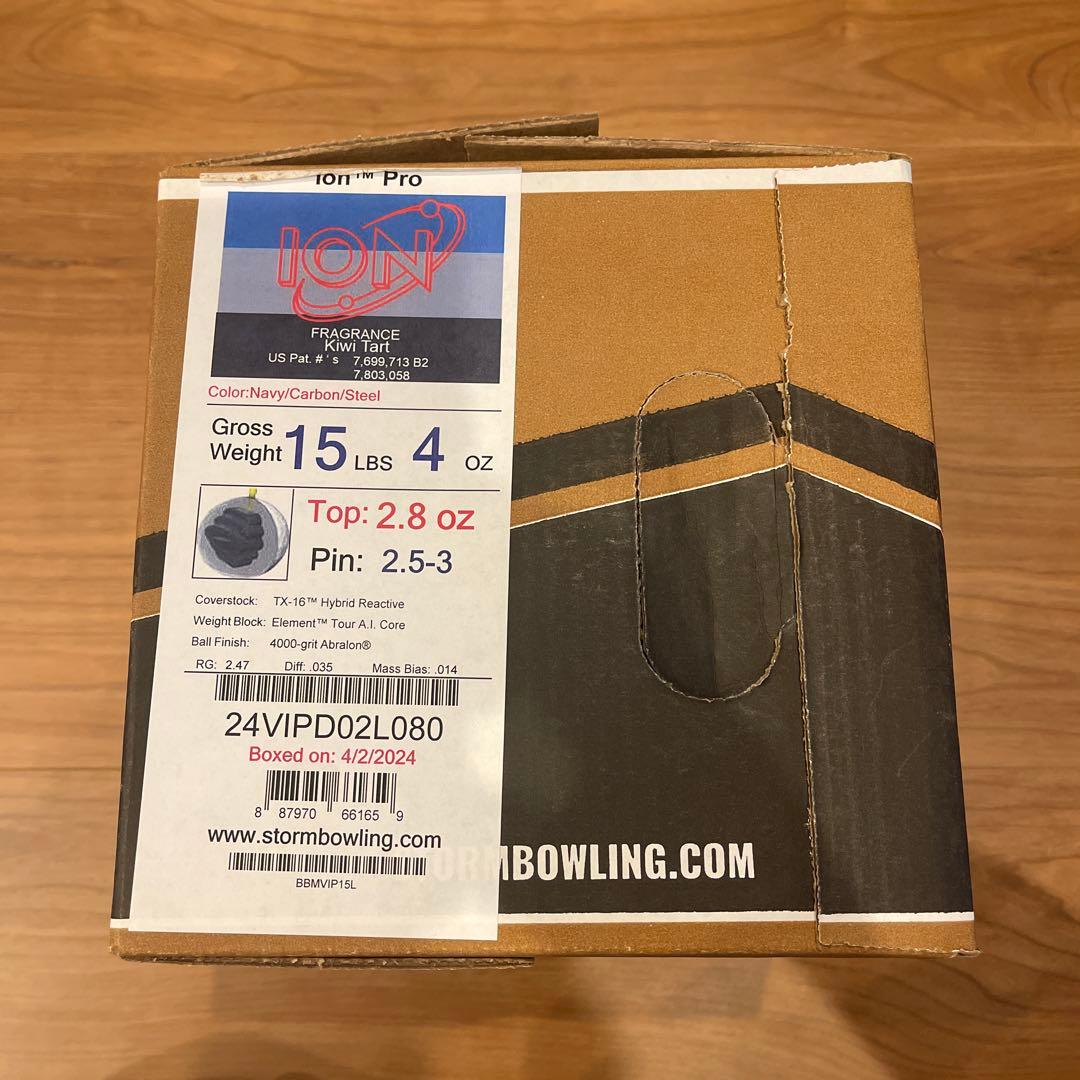 ボウリングボール　ストーム　アイオンプロ　15ポンド