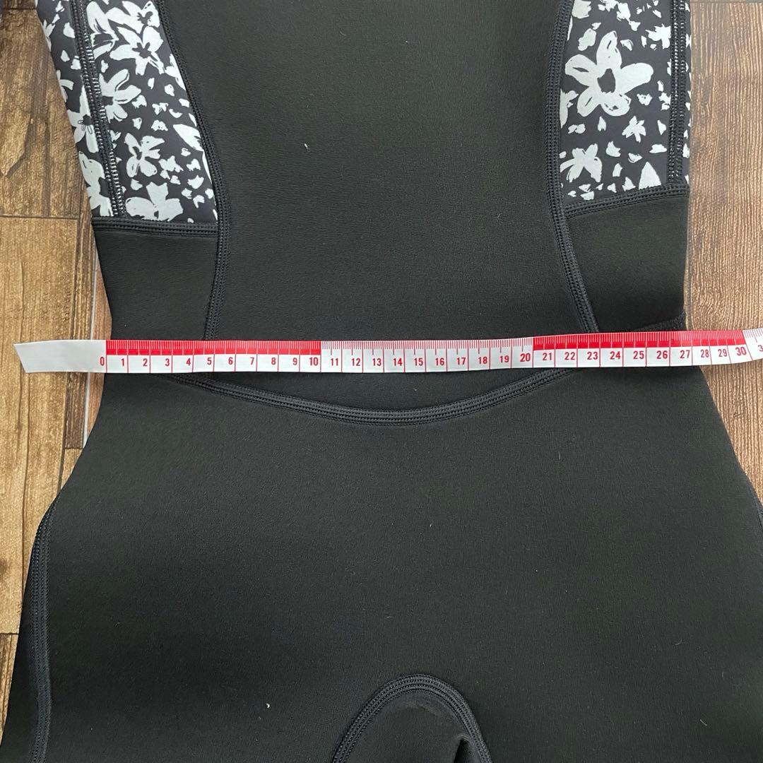 セール！フルスーツ ウエット 150 ROXY 女の子 2.5㎜