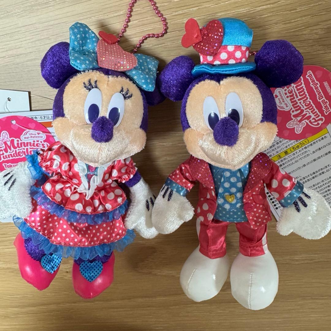 ミニパル　ぬいぐるみバッジ　ミッキー　ミニー