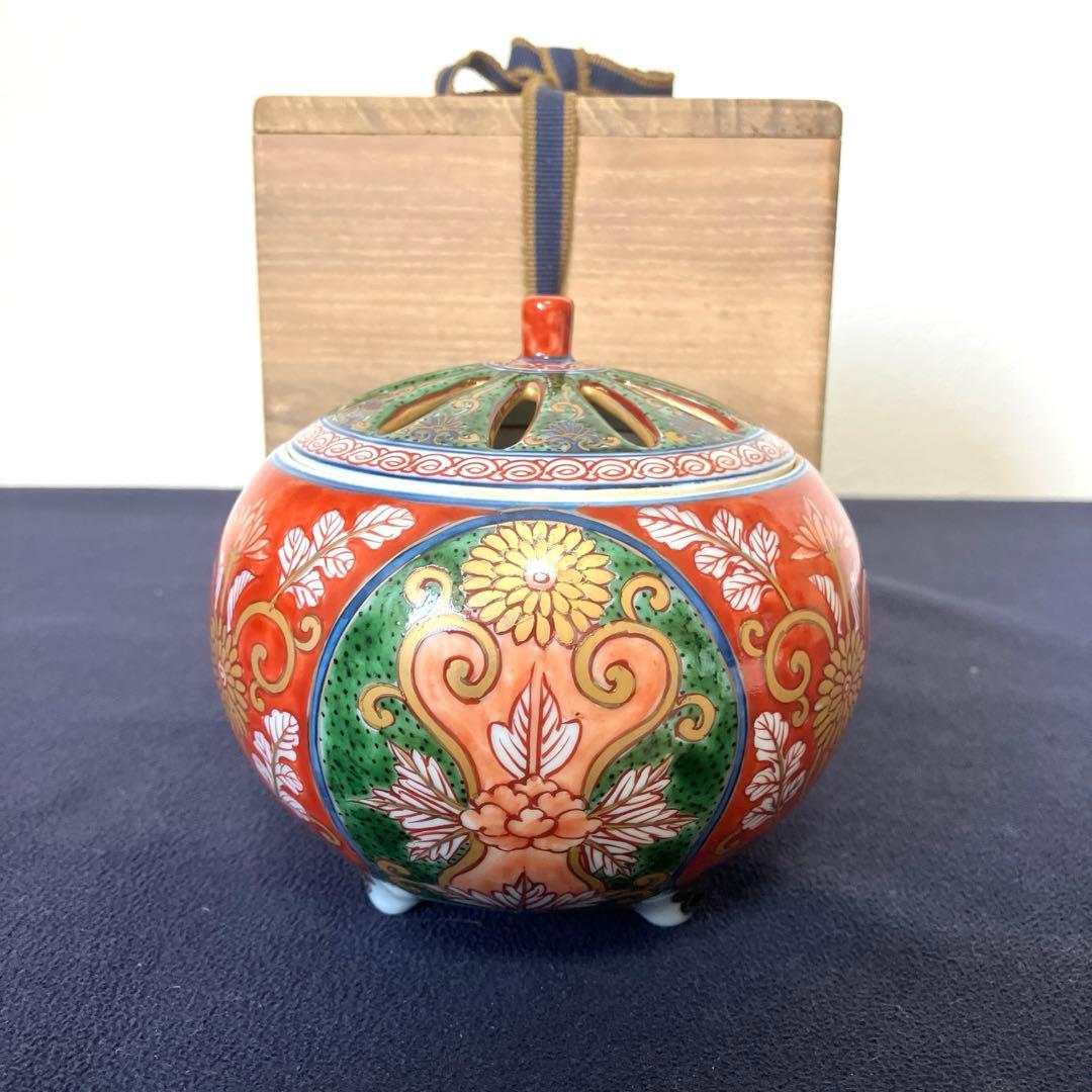 【源右衛門】古伊万里の伝統　日本の銘窯　源右衛門作　錦赤濃菊絵　香炉