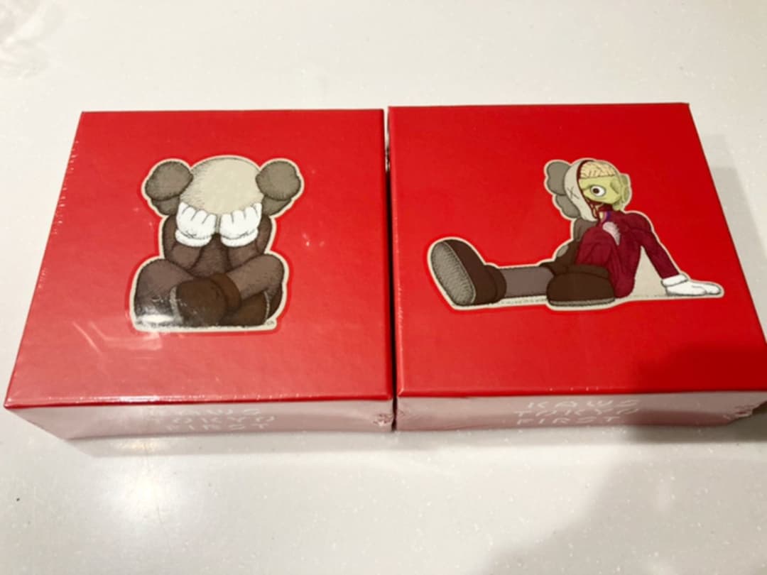 KAWS TOKYO FIRST開催記念グッズ ジグソーパズル100ピース2種