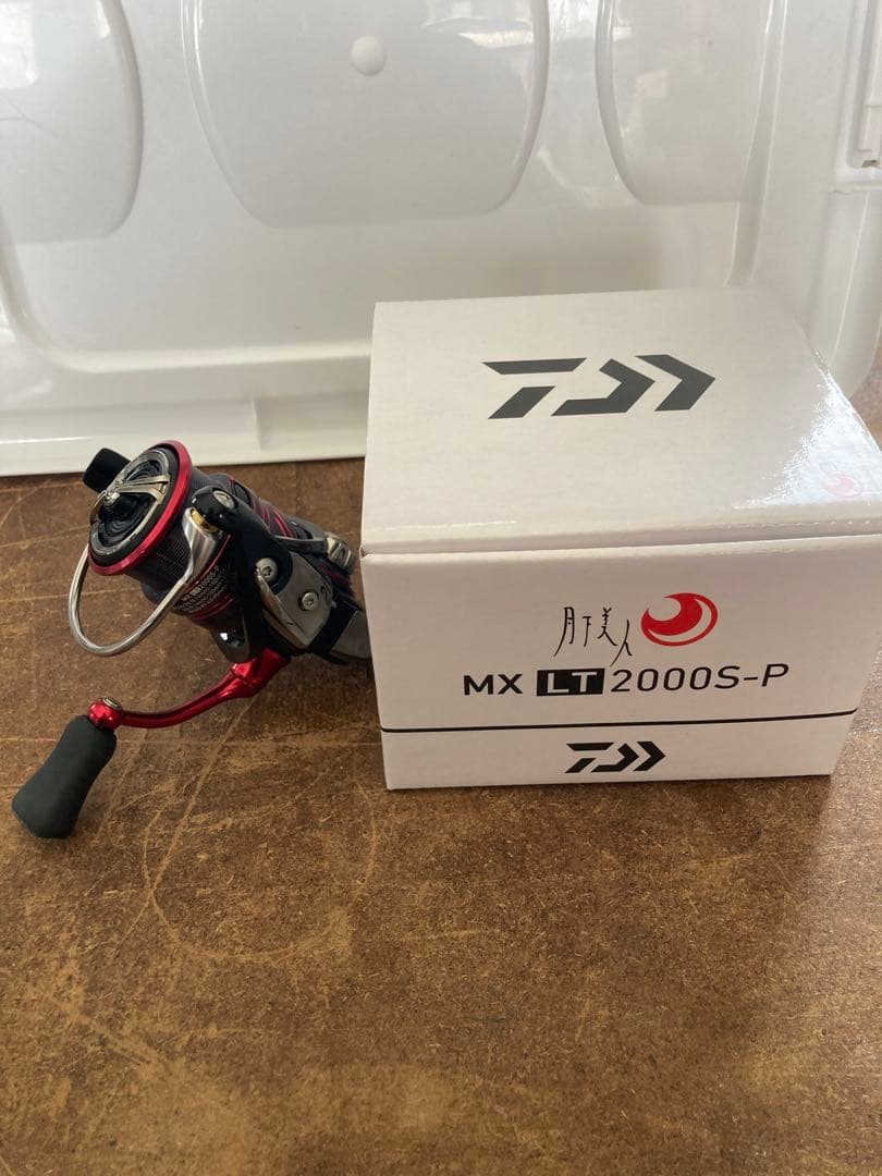 18 月下美人　MX LT2000S-P アジング　中古