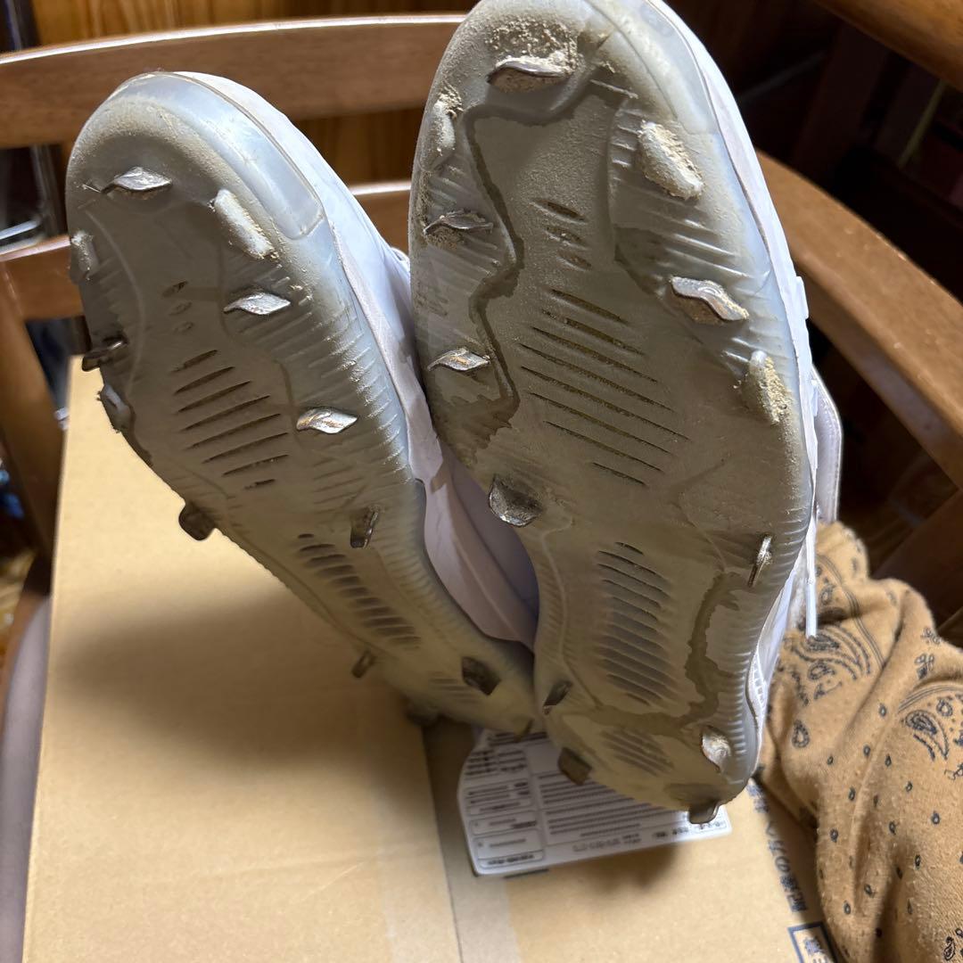 アシックス スパイクハイカット