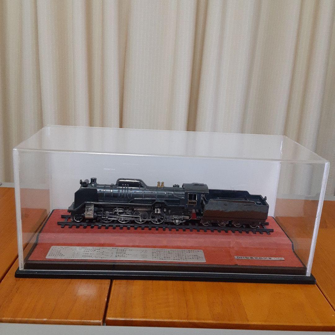 D51型 蒸気機関車 (１/70 )専用ケース付き