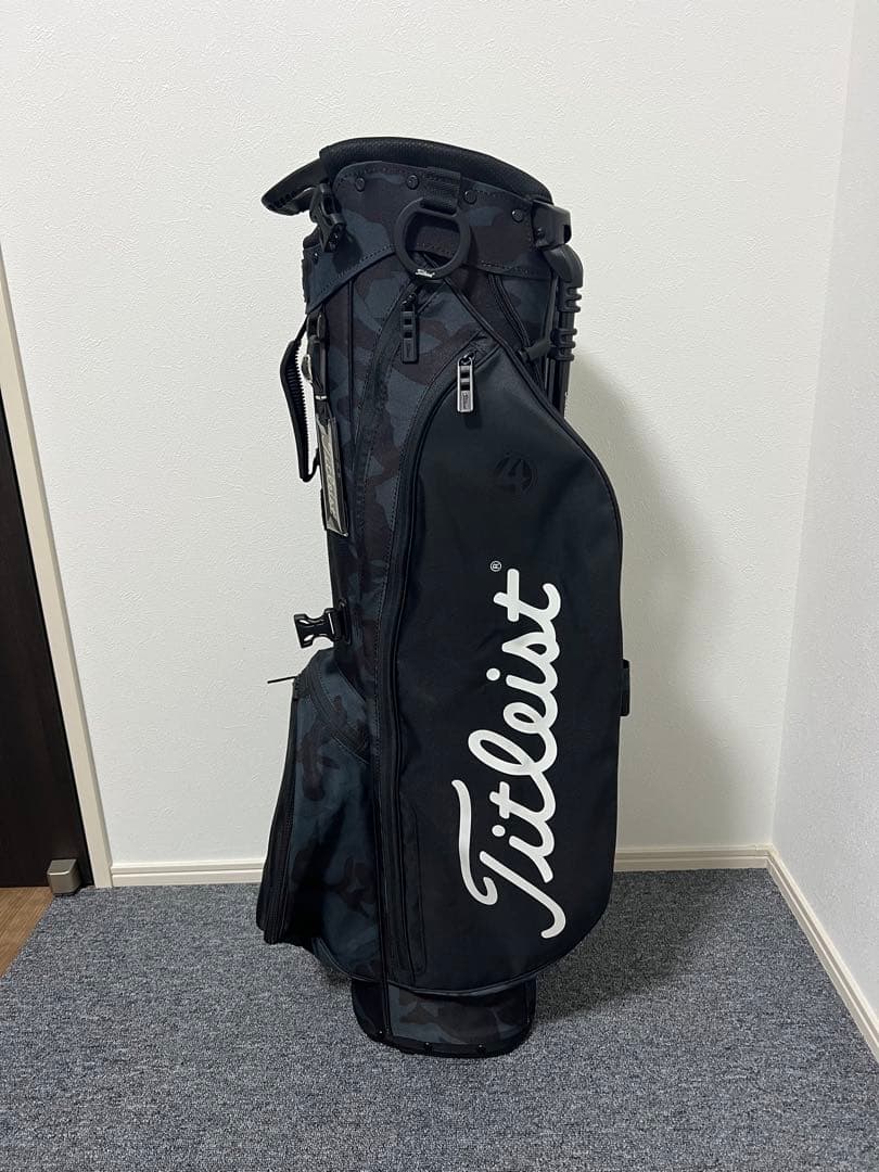 Titleist ゴルフバッグ・キャディバッグ ブラックカモフラージュほぼ新品