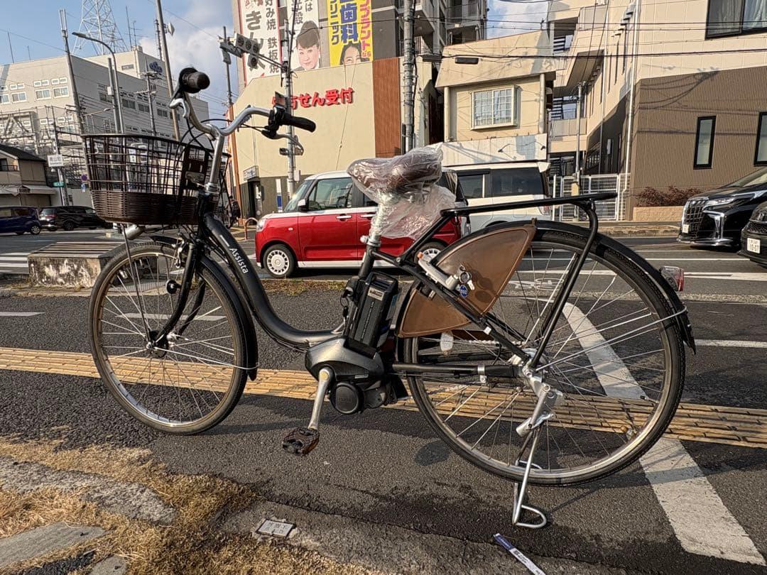 中古ブリヂストン電動アシスト自転車　8.7Ah 大阪　032番