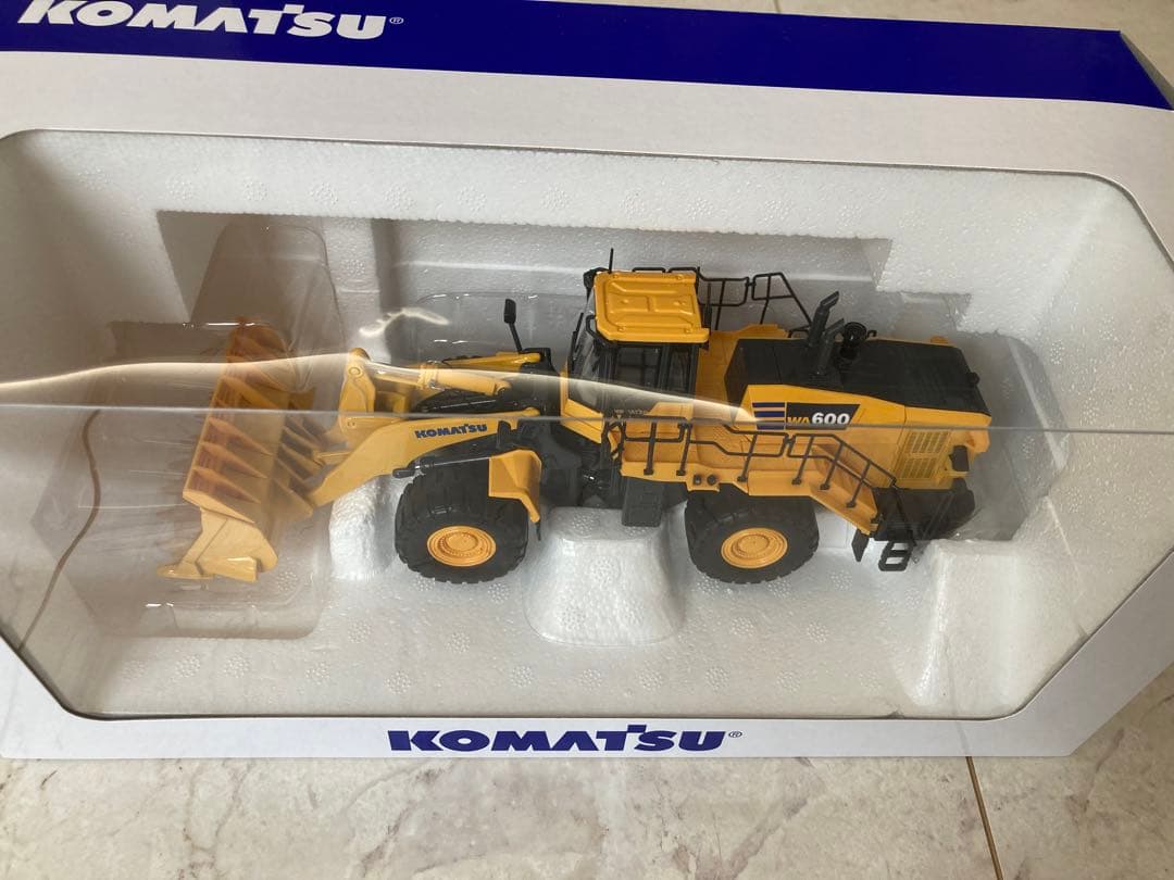 模型製作用品 KOMATSU WA600-8