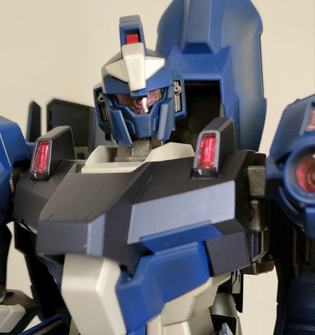 ガンプラ 塗装済完成品 MG 1/100 RGZ-95 リゼル