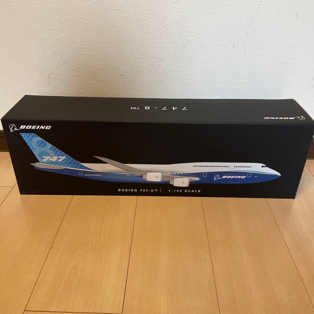 ★レア★BOEING747-8 【BOEING塗装】1:144モデルプレーン