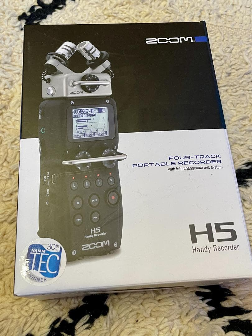 ZOOM H5　ハンディレコーダー