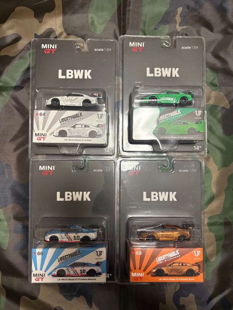 MiNiGT LBWORKS Nissan GT-R 4台セット