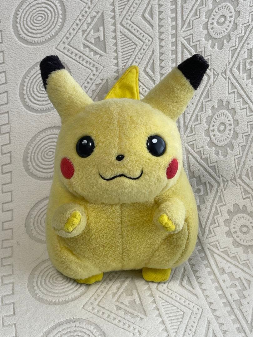 TOMY ピカチュウ 初代 ぬいぐるみ